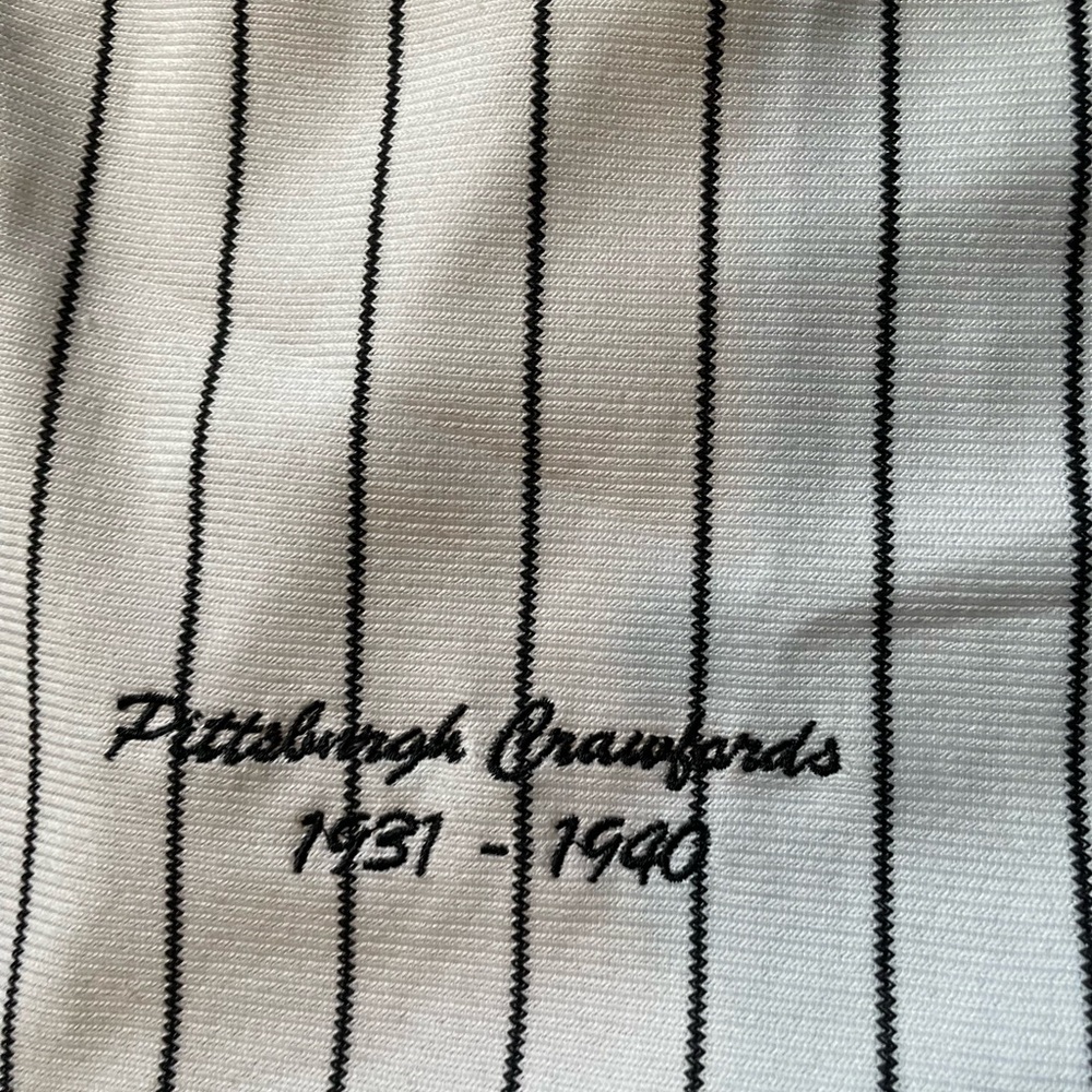Pittsburgh Pirates Jersey - Picture 3 of 9